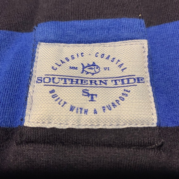 Southern Tide Pullover - Picture 2 of 5